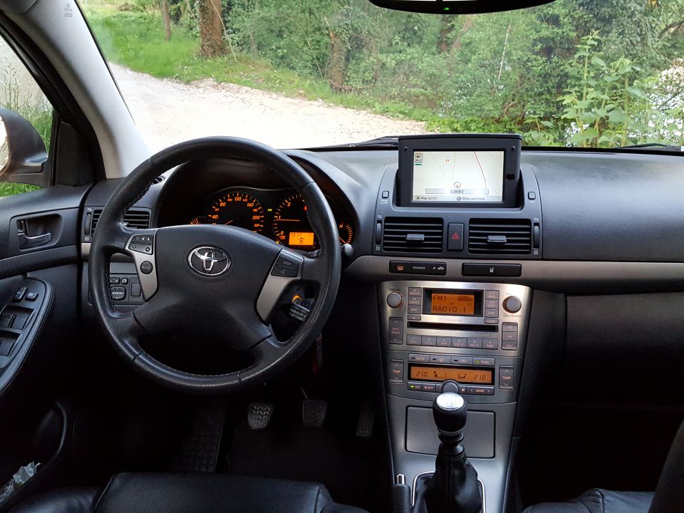 Toyota Avensis - foto povečava