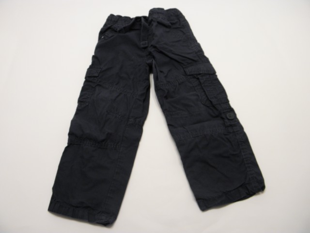 Poletne hlače F&F 2-3 leta,4,90E