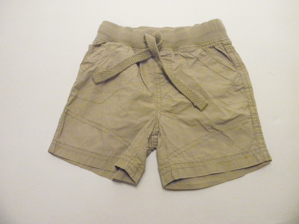 Kratke hlačke M&S 18-24m,3E