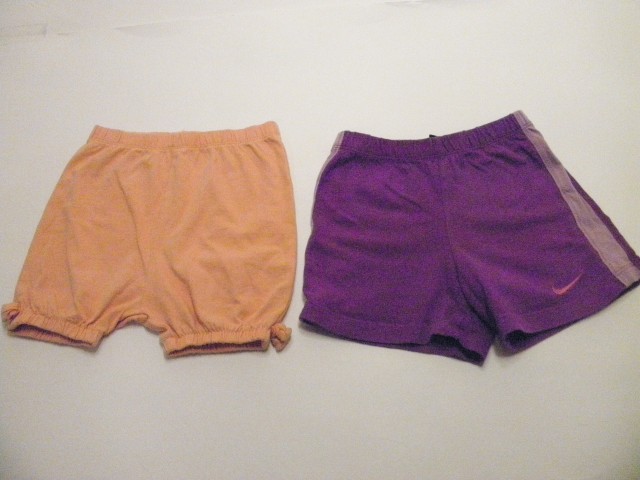 Komplet kratkih hlačk 18-24m,4,90E