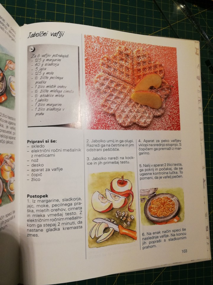 Knjige z recepti , kuharske knjige - foto povečava