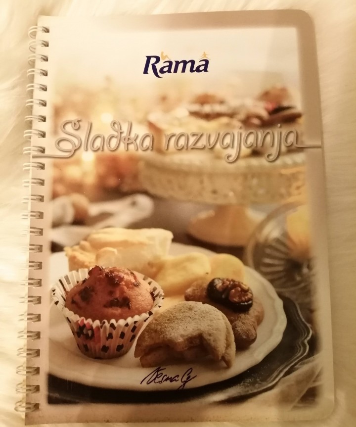 Rama. Sladka razvajanja, 2011