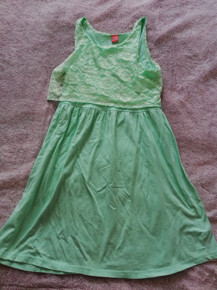 Dekliška obleka 170-176