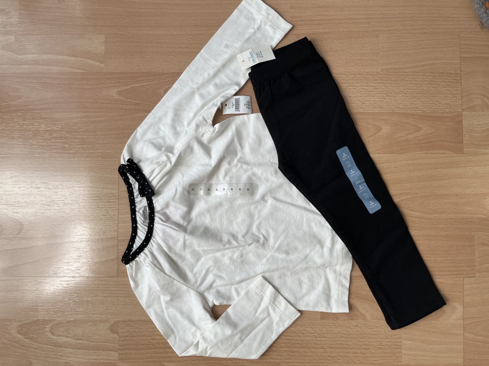 Gap nov komplet 3 leta - foto povečava