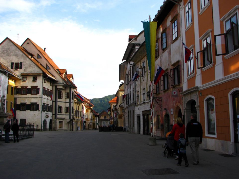 Oglejmo si Slovenijo - foto povečava