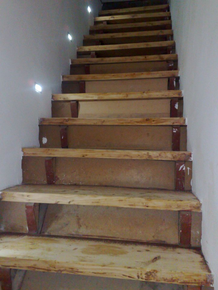 Predelava starih stopnic  - foto povečava