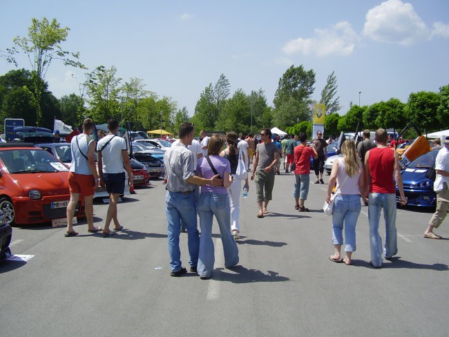 Brnčičeva 18.6.2006 - foto povečava