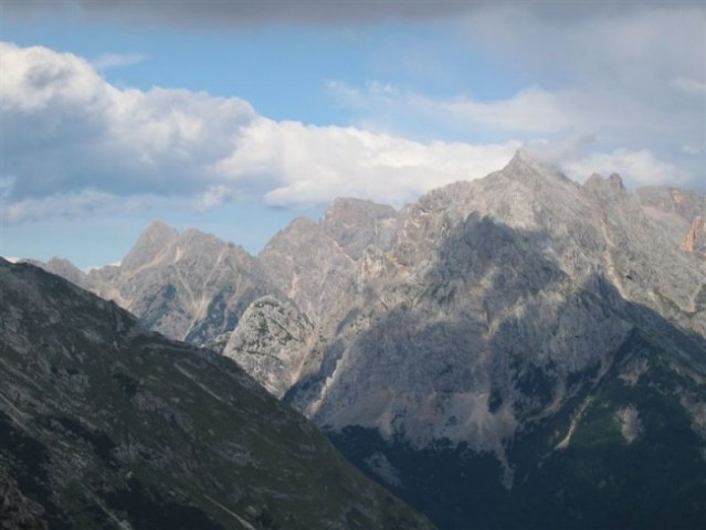 Špik, Ponci in Prisank