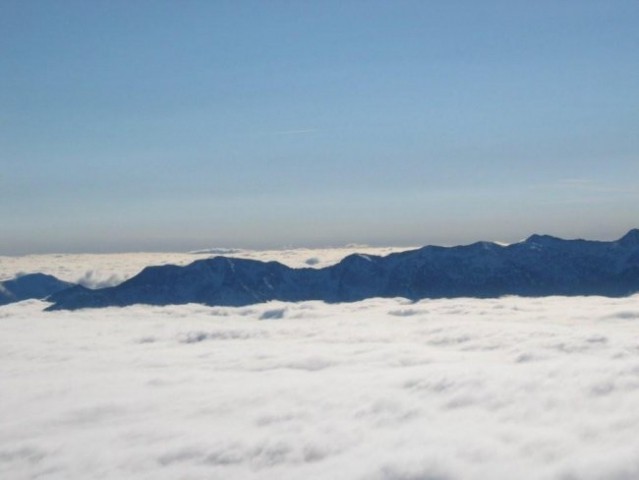 Vzhodni del spodnjih bohinjskih hribov.