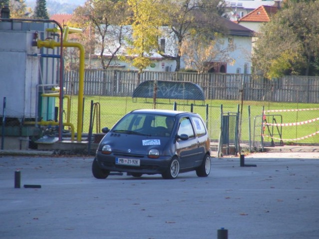 Avto slalom Maribor 23.10.2005 - foto