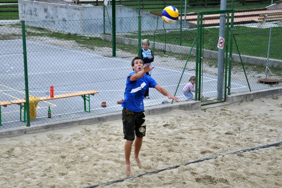 Odbojka na mivki žrebane trojke Varpolje 2012 - foto povečava