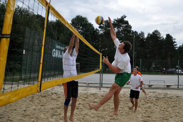 Odbojka na mivki žrebane trojke Varpolje 2012 - foto