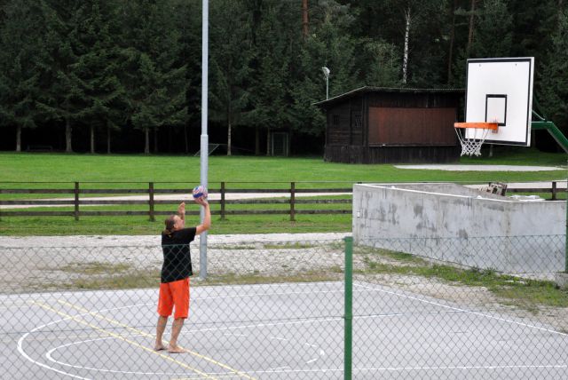 Odbojka na mivki žrebane trojke Varpolje 2012 - foto