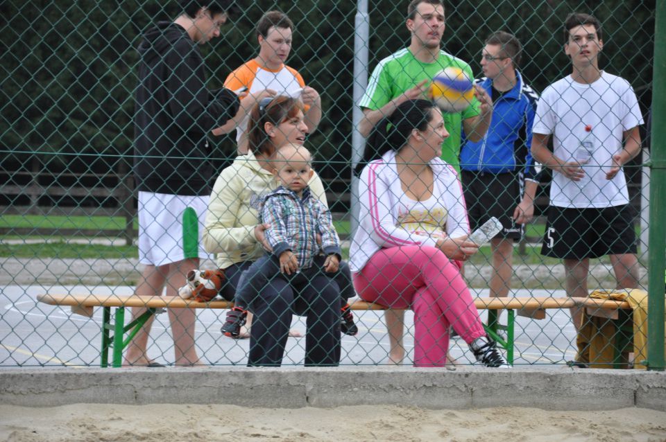 Odbojka na mivki žrebane trojke Varpolje 2012 - foto povečava