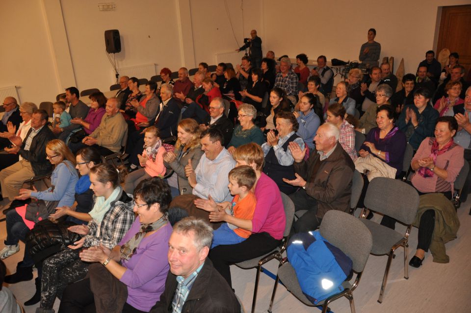 Koncert narodno zabavne glasbe Zavodnje 2014 - foto povečava