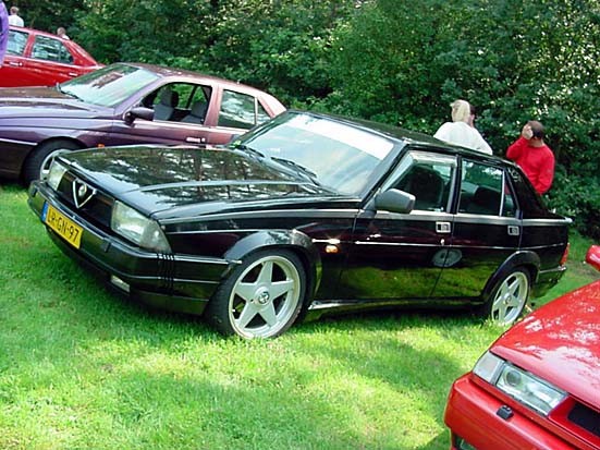 Alfa 75 - foto