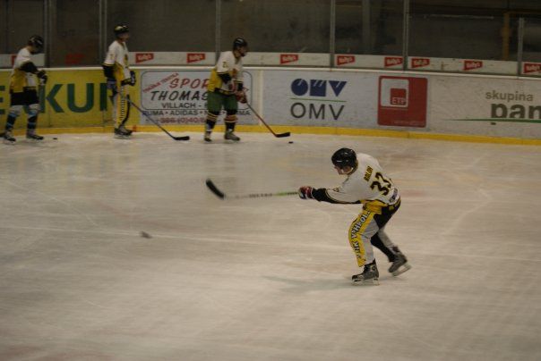 HK Vrhpolje vs Mamuti - foto