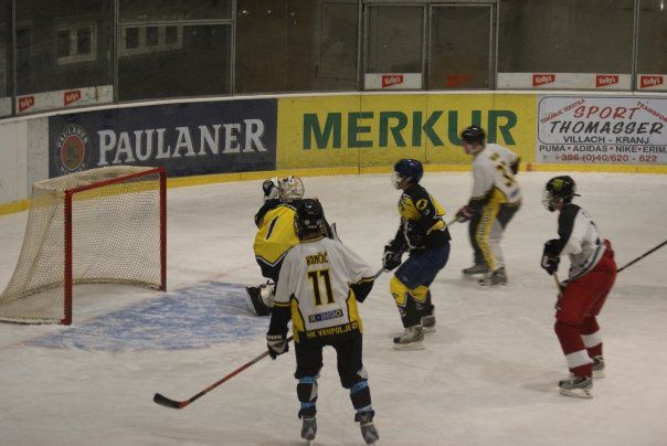 HK Vrhpolje vs Mamuti - foto povečava