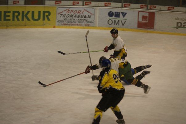 HK Vrhpolje vs Mamuti - foto