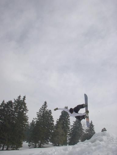 Snowboarding triki - foto povečava