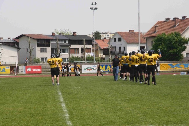 Vs Wild Boars, 13 may 2006 - foto povečava