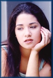 Daniela Alvarado - Juana - foto