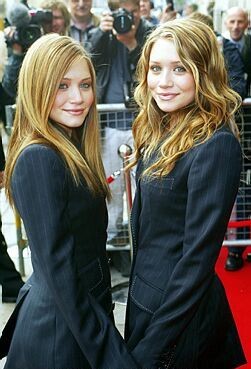 Olsen twins - foto povečava