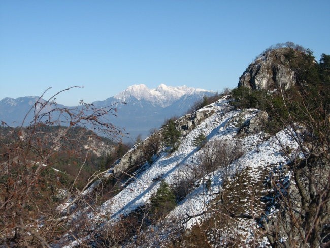 Grmada 899m in Tošč 1021m - foto povečava