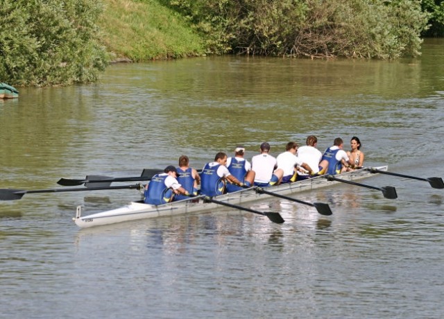 UNI Rowing Race 2006 - Photos by Radmilo Peru - foto