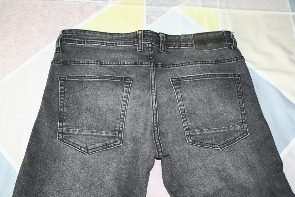 smog jeans hlače W32 L34 slim - zadaj