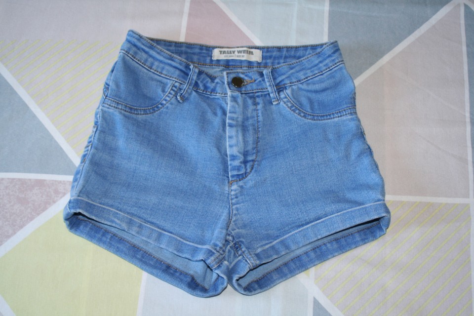 jeans kratke hlače tally weijl št. 32, ustreza 146-152,  5€