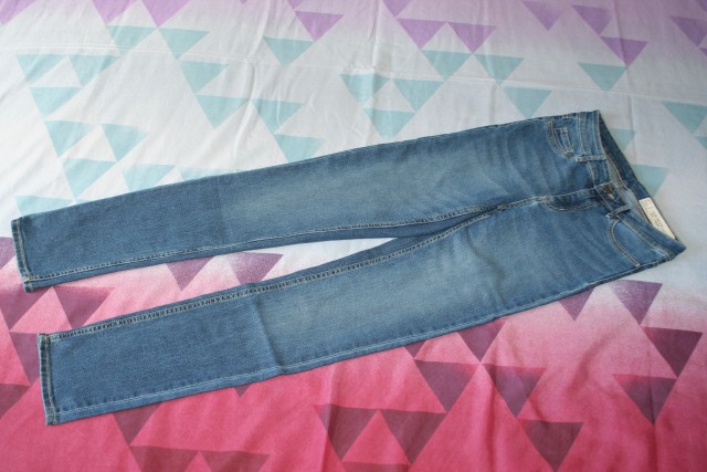 Nove jeans hlače esmara št. 36 (s) slim fit,  5€