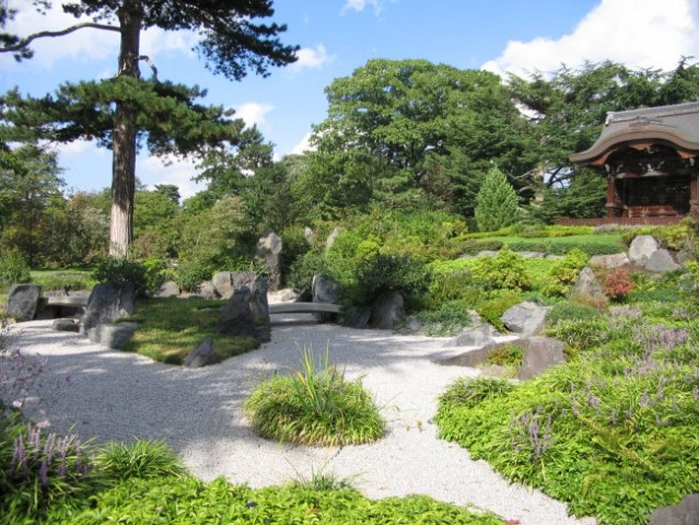 Kew Gardens - Japanese Gateway