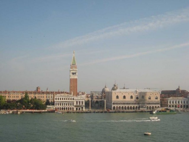 Benetke še zmeraj fascinantne - še posebej z ladje