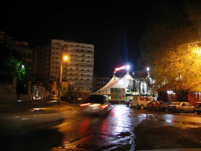 2005 - Albanija - Tirana - foto povečava