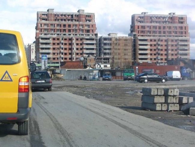 2005 - Albanija - Tirana - foto povečava