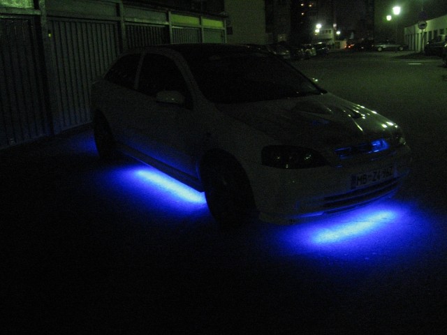 Osvetlitvev podvozja Opel Astra