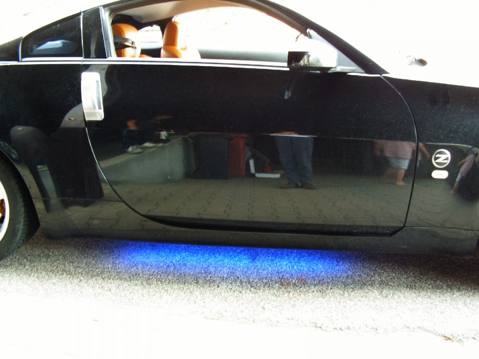 osvetlitev pragov pri Nissan 350Z