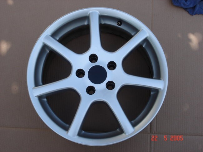 PLATIŠČE  AEZ  7,5x16
RAZMERJE
5x108