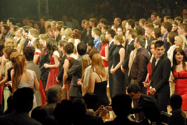 2007 04 Maturantski ples - foto povečava