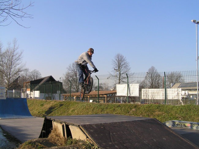 x-up,domžale sk8 park