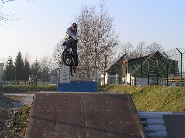 x-up, domžale sk8 park
