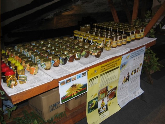 čebelarstvo - dnevi kmetijstva v Kopru 7 in 8 - foto