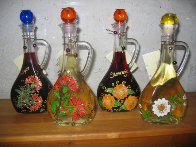 Okrasne steklenice - darilne - foto