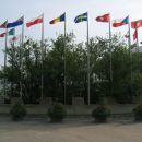 Montreal - Olimpijski park: zastave držav, ki so osvojile vsaj eno zlato medaljo na OI