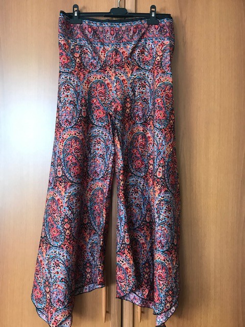 Lahke poletne hlače - haremke, nove, L-XL, 14€