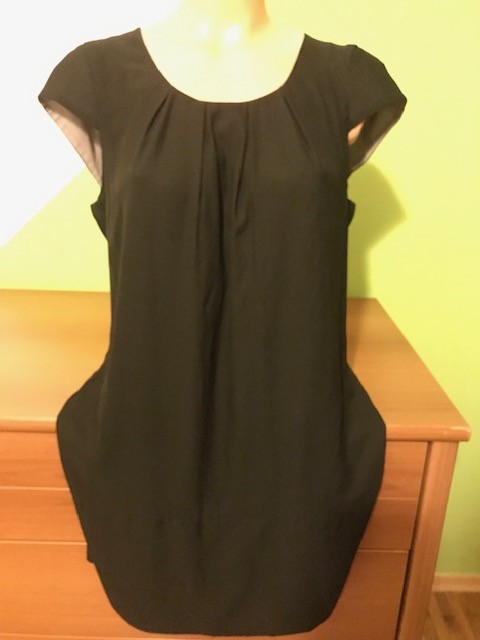 črna obleka h&m, vel. 40, 12€