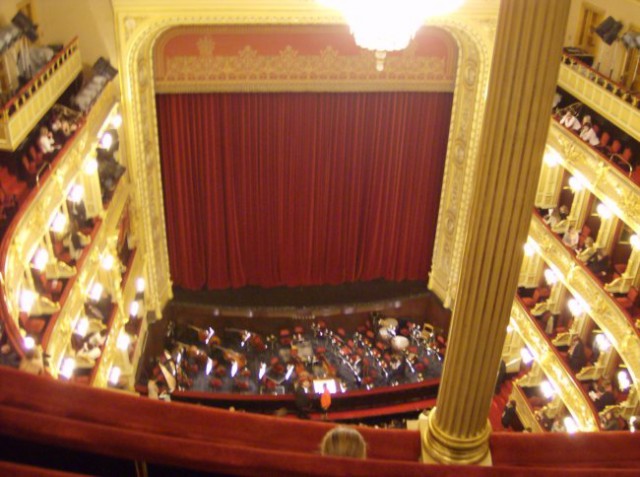 Narodni divadlo