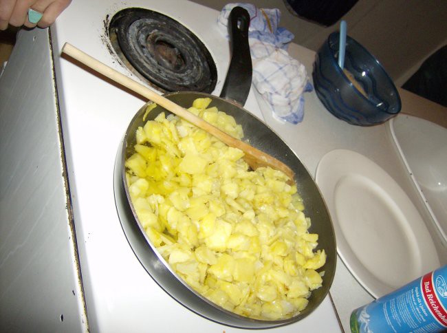 Krompirjeva omleta...preden je to postala :)