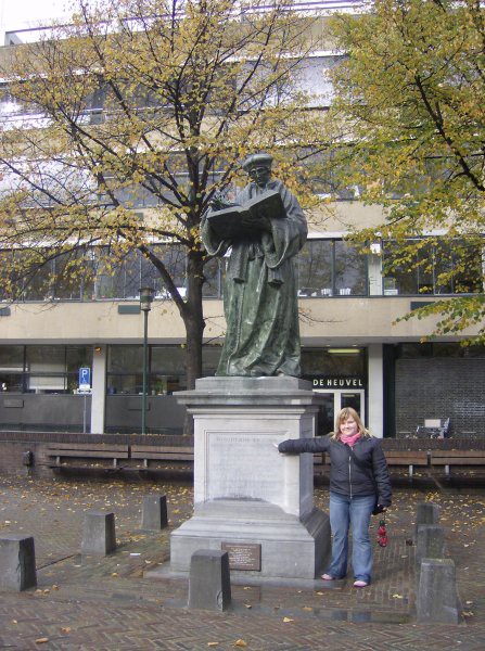 Erasmusov spomenik in jaz